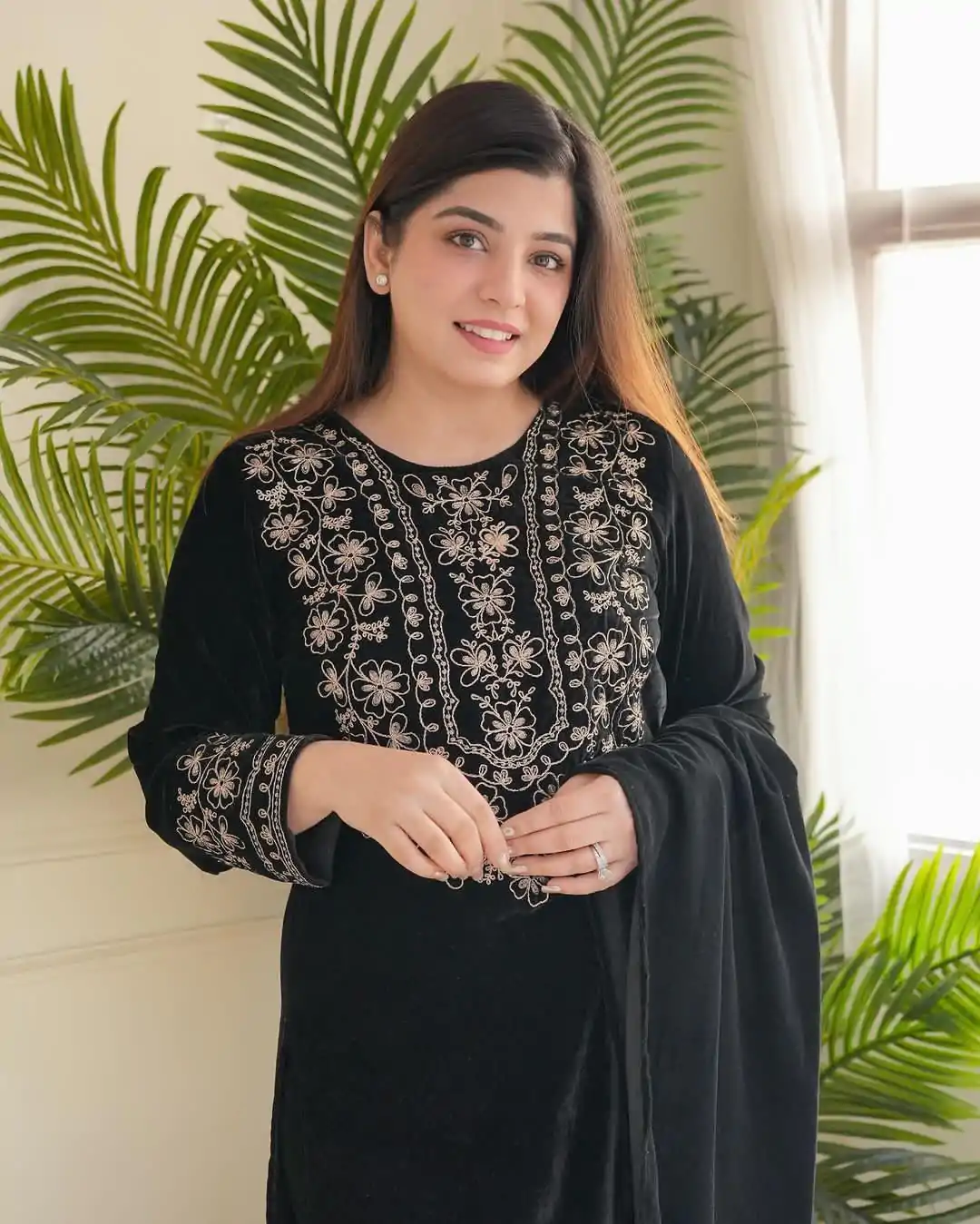 LG-1786 Black Color Viscos Velvet Embroidery Salwar Suit Paint Free Size Casual, Wedding, Festive, Events Etc. Expected Delivery 4-6 Working Days @1899/- | Casual Suits, Creative suits, Designer Suits, Party Wear Suits, Patiala Suits, Salwar suit, Straight Suits