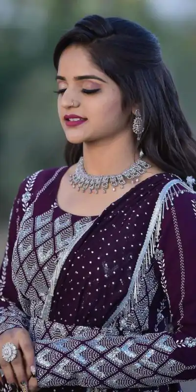 Ram 001 Maroon Color Georgette Sequence Thread Work With Zari Lehenga Choli Casual, Wedding, Festive, Events Expected Delivery 4-6 Working Days @3199/- | Bollywood Lehenga, Creative Lehenga, Designer Lehenga, Embroidered Lehenga, Lehenga, Party Wear Lehenga