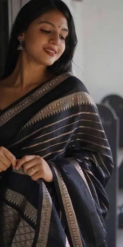 DDF Silver Black 2 Color Soft Lichi Silk Ordinary Design Saree Casual, Party Wear, Events, Festivals Wear Etc. Expected Delivery 4-6 Working Days 1399/- | Bollywood Sarees, Creative Sarees, Designer Sarees, Embroidered Sarees, Ethnic Saree, Modern Digital sarees, Party Wear Sarees, Sarees