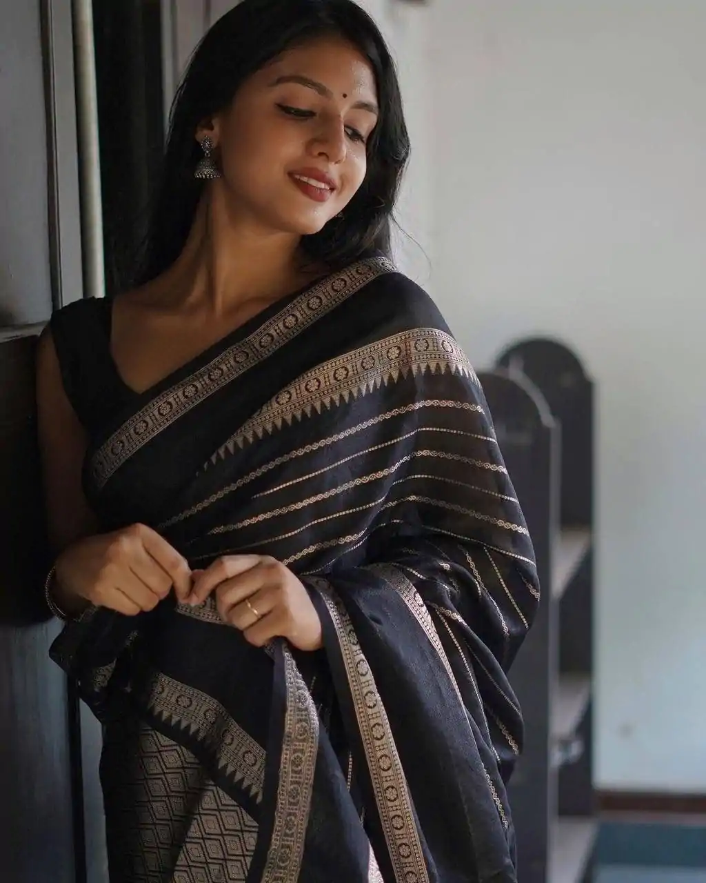 DDF Silver Black 2 Color Soft Lichi Silk Ordinary Design Saree Casual, Party Wear, Events, Festivals Wear Etc. Expected Delivery 4-6 Working Days 1399/- | Bollywood Sarees, Creative Sarees, Designer Sarees, Embroidered Sarees, Ethnic Saree, Modern Digital sarees, Party Wear Sarees, Sarees