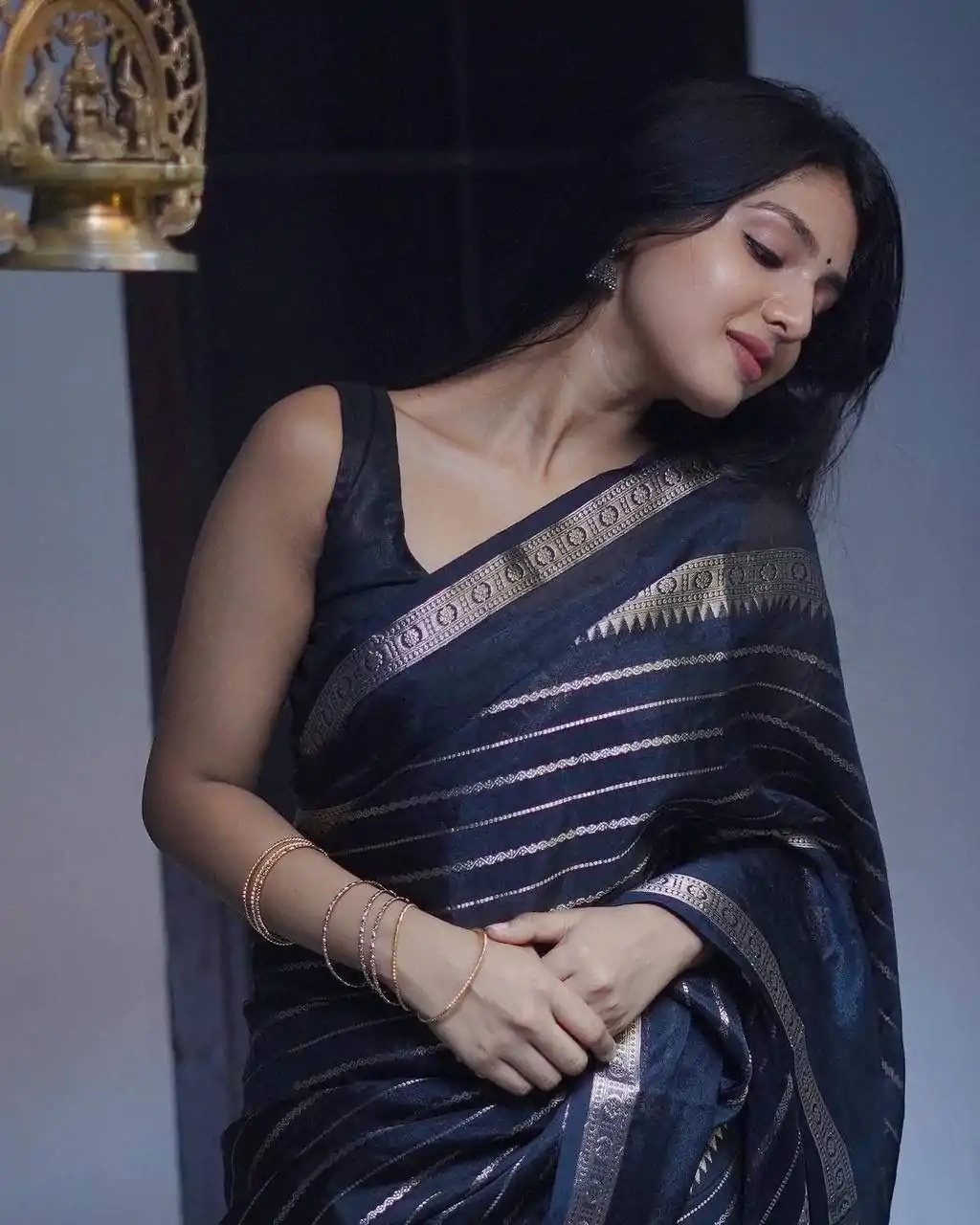 DDF Silver Black 2 Color Soft Lichi Silk Ordinary Design Saree Casual, Party Wear, Events, Festivals Wear Etc. Expected Delivery 4-6 Working Days 1399/- | Bollywood Sarees, Creative Sarees, Designer Sarees, Embroidered Sarees, Ethnic Saree, Modern Digital sarees, Party Wear Sarees, Sarees