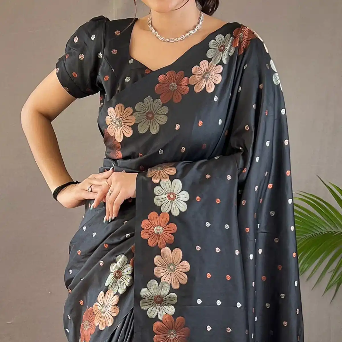 DDF 127 Black Color Soft Lichi Silk Ordinary Design Rich Pallu Saree Casual, Party Wear, Events, Festivals Etc. Expected Delivery 4-6 Working Days 1499/- | Bollywood Sarees, Creative Sarees, Designer Sarees, Embroidered Sarees, Ethnic Saree, Modern Digital sarees, Party Wear Sarees, Sarees