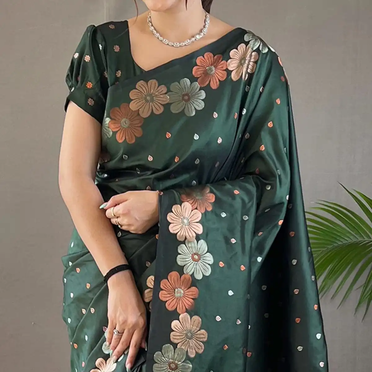 DDF 127 Green Color Soft Lichi Silk Ordinary Design Rich Pallu Saree Casual, Party Wear, Events, Festivals Etc. Expected Delivery 4-6 Working Days 1499/- | Bollywood Sarees, Creative Sarees, Designer Sarees, Embroidered Sarees, Ethnic Saree, Modern Digital sarees, Party Wear Sarees, Sarees