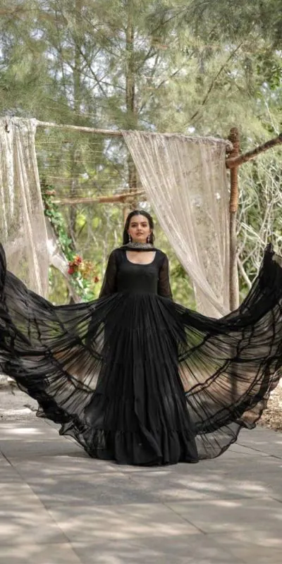 DC G38 Black Color Garget With Full Sleeves Fancy lace Gown Casual, Wedding, Party, Festive, Events Etc. Expected Delivery 4-6 Working Days @1999/- | Bollywood Gowns, Creative Gowns, Designer Gowns, Embroidered Gowns, Gowns, Party Wear Gowns