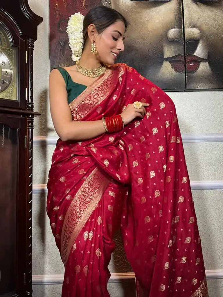 DDF 128 Red Color Banarasi Soft Silk Extra Ordinary Design Saree Casual, Party Wear, Events, Festivals Etc. Expected Delivery 4-6 Working Days 1399/- | Bollywood Sarees, Creative Sarees, Designer Sarees, Embroidered Sarees, Ethnic Saree, Modern Digital sarees, Party Wear Sarees, Sarees