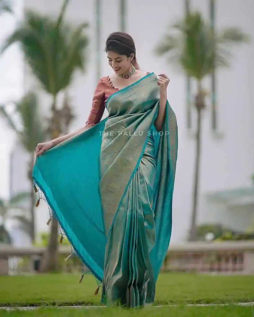 KP 4099 Blue Color Soft Lichi Silk Cloth Rich Pallu All Over Saree Events Casual, Wedding, Festive, Events Etc. Expected Delivery 4-6 Working Days @1349/- | Bollywood Sarees, Creative Sarees, Designer Sarees, Embroidered Sarees, Ethnic Saree, Modern Digital sarees, Party Wear Sarees, Sarees