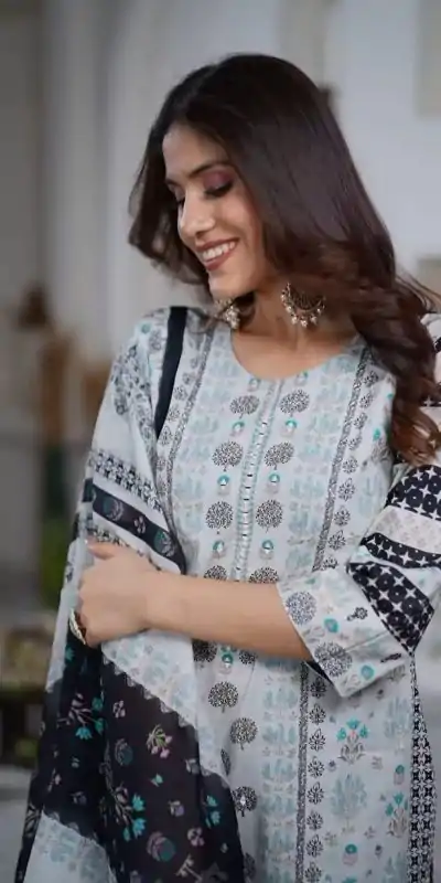 DC G54 White Color Maslin Digital Printed Hand Work Salwar Suit Casual, Wedding, Party, Festive, Events Etc. Expected Delivery 4-6 Working Days @1799/- | Casual Suits, Creative suits, Designer Suits, Palazzo Suits, Party Wear Suits, Patiala Suits, Salwar suit, Straight Suits