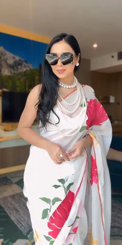 SC 265 White Color Pure Soft Georgette Silk Design All Over Saree , Party Wear, Events, Festivals Expected Delivery 4-6 Working Days 1599/- | Bollywood Sarees, Creative Sarees, Designer Sarees, Embroidered Sarees, Ethnic Saree, Modern Digital sarees, Party Wear Sarees, Sarees