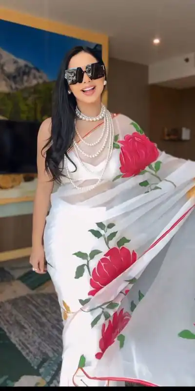 SC 265 White Color Pure Soft Georgette Silk Design All Over Saree , Party Wear, Events, Festivals Expected Delivery 4-6 Working Days 1599/- | Bollywood Sarees, Creative Sarees, Designer Sarees, Embroidered Sarees, Ethnic Saree, Modern Digital sarees, Party Wear Sarees, Sarees