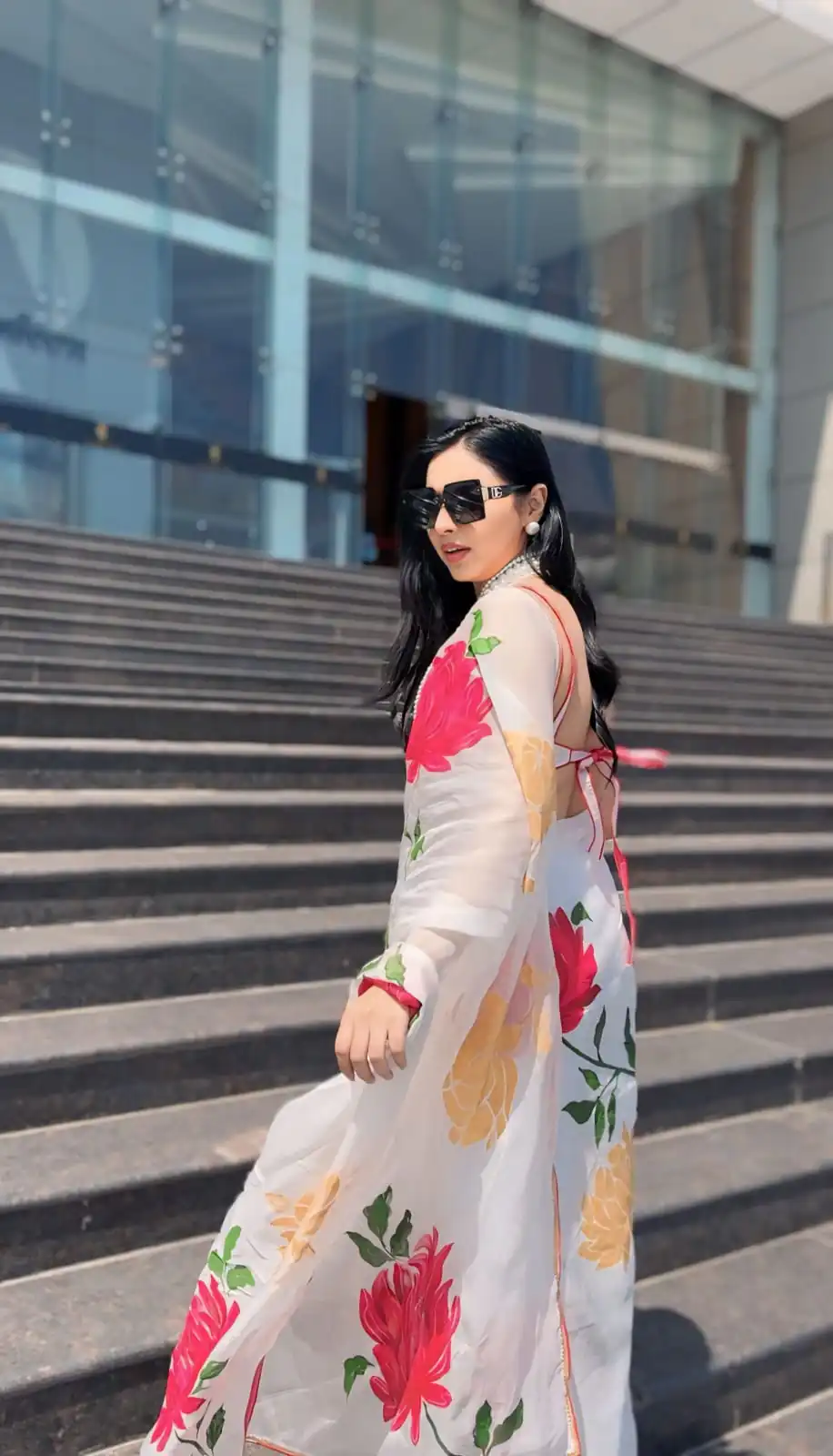  SC 265 White Color Pure Soft Georgette Silk Design All Over Saree , Party Wear, Events, Festivals Expected Delivery 4-6 Working Days 1599/- | Bollywood Sarees, Creative Sarees, Designer Sarees, Embroidered Sarees, Ethnic Saree, Modern Digital sarees, Party Wear Sarees, Sarees