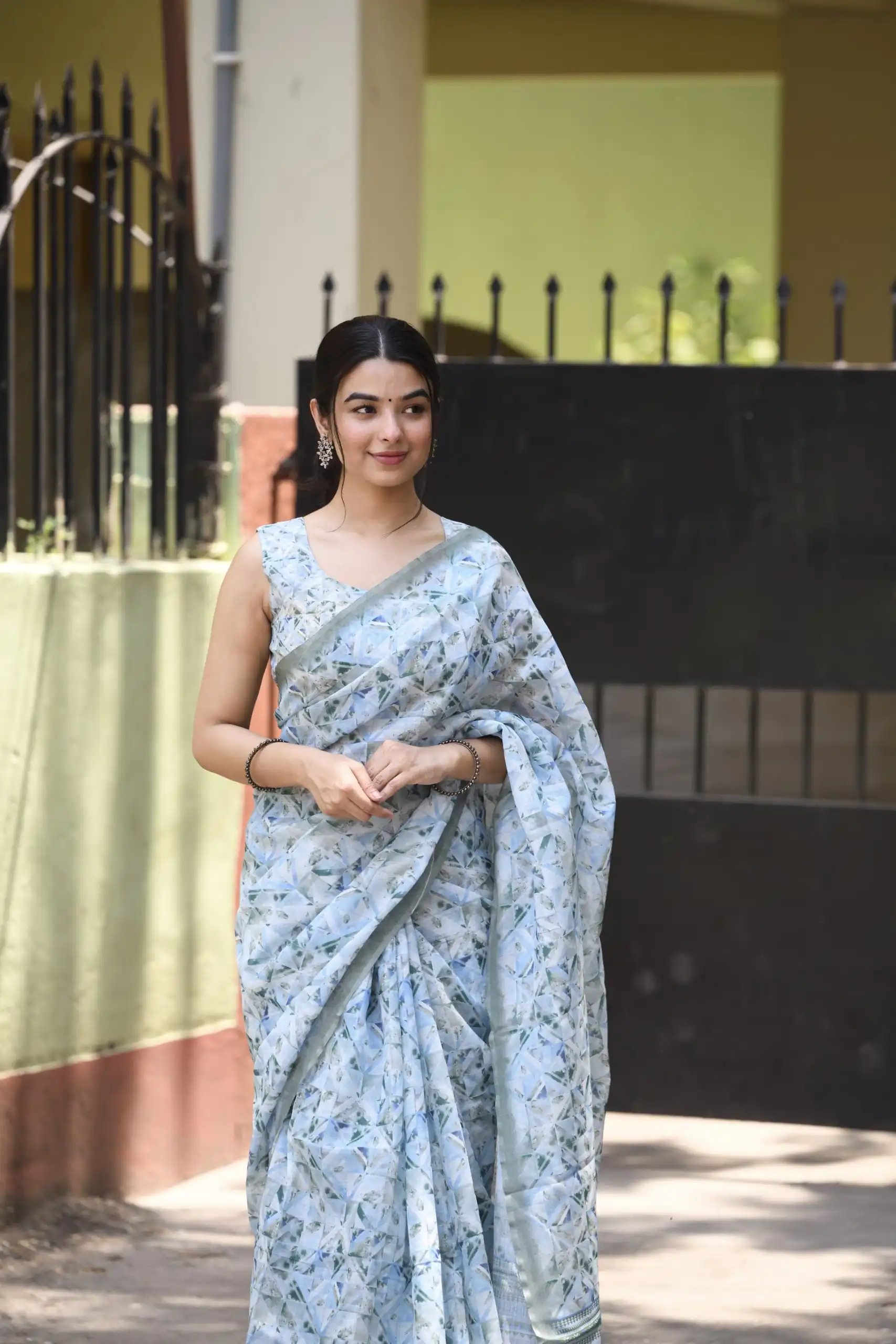 Veechis 110 Light Blue Color Linen Beautiful Digital Printed Work Saree Casual, Party Festive, Events. Expected Delivery 4-6 Working Days @1549/- | Bollywood Sarees, Creative Sarees, Designer Sarees, Embroidered Sarees, Modern Digital sarees, Party Wear Sarees, Sarees