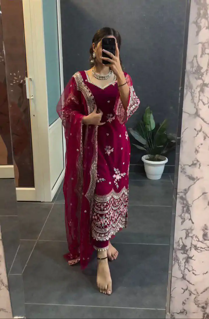 LG 1757 Pink Color Blooming Georgette Embroidery Salwar Suit Casual, Wedding, Festive, Events Expected Delivery 4-6 Working Days @1899/- | Jump Suits, Casual Suits, Creative suits, Designer Suits, Palazzo Suits, Party Wear Suits, Patiala Suits, Salwar suit, Straight Suits