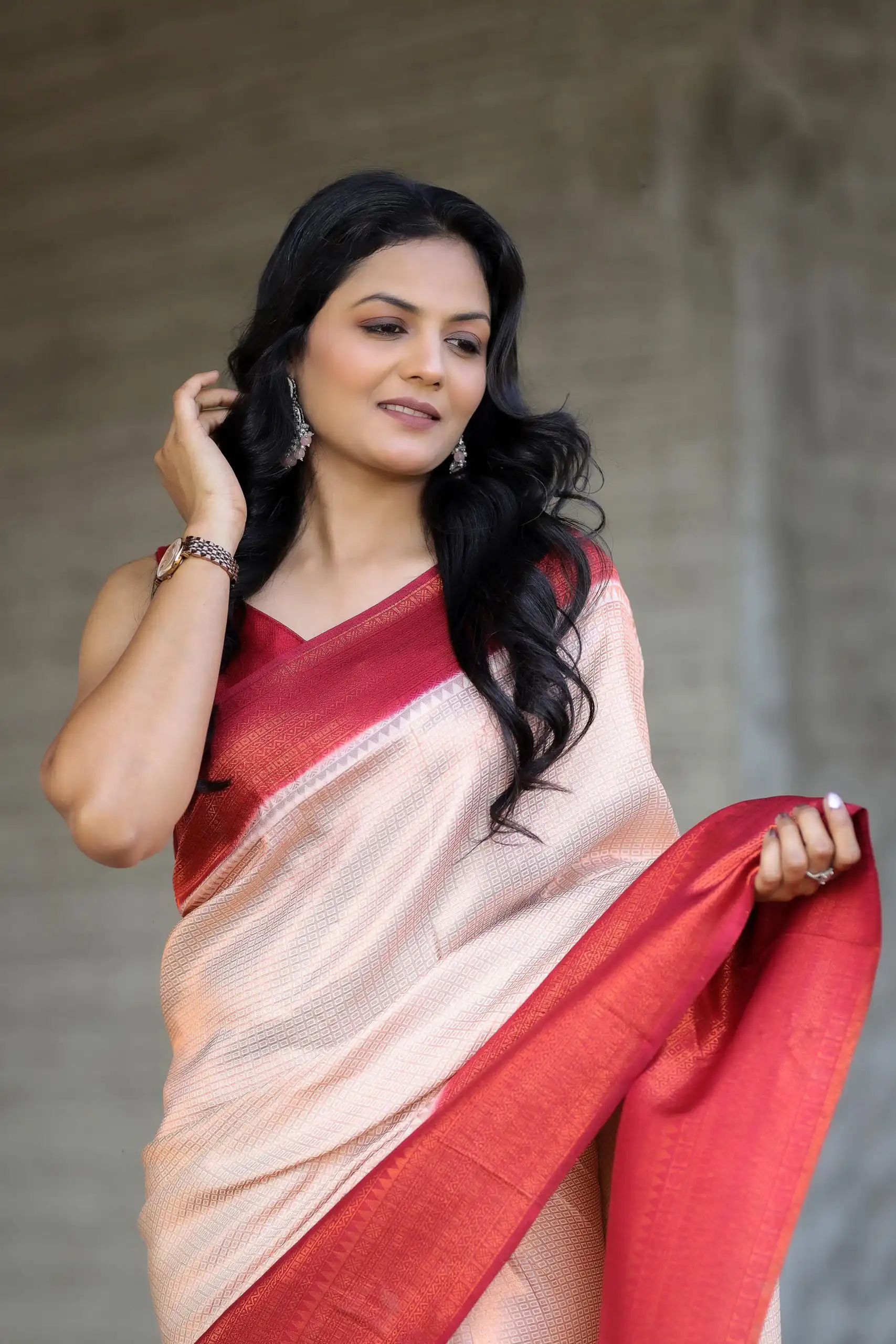 GK Kubera Cream Color Soft Silk Beautiful Rich Pallu All Over Saree Events Casual Wedding Festive . Expected Delivery  4-6 Working Days @1999/- | Bollywood Sarees, Creative Sarees, Designer Sarees, Embroidered Sarees, Ethnic Saree, Modern Digital sarees, Party Wear Sarees, Sarees