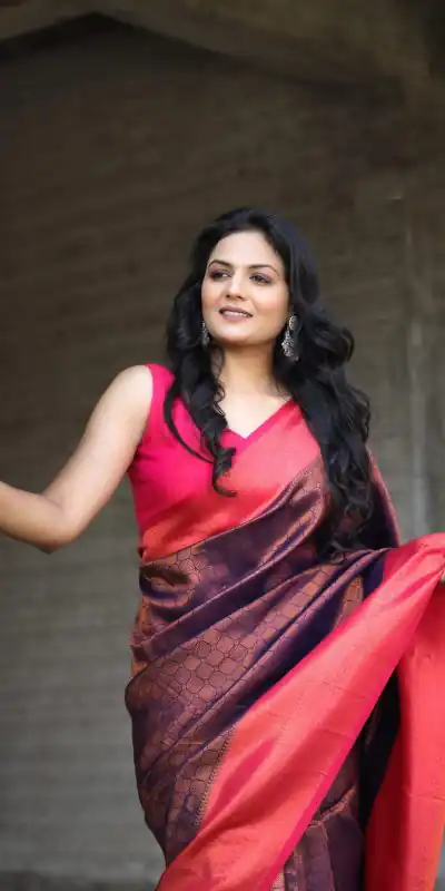 GK Kubera Navy Blue Color Soft Silk Beautiful Rich Pallu All Over Saree Events Casual Wedding Festive . Expected Delivery 4-6 Working Days @1999/- | Bollywood Sarees, Creative Sarees, Designer Sarees, Embroidered Sarees, Ethnic Saree, Modern Digital sarees, Party Wear Sarees, Sarees