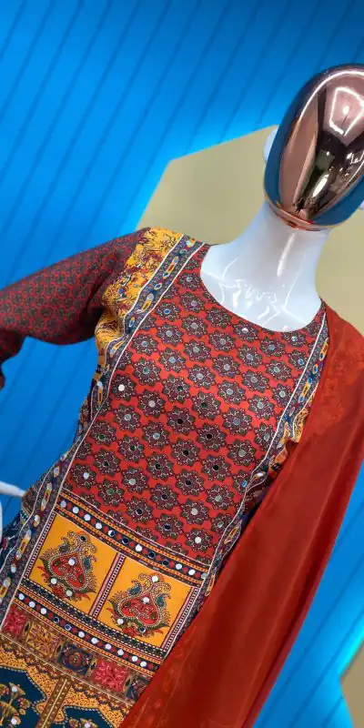 LG 1848 Red Color Maslin Printed And Real Mirror Salwar Suit Casual, Wedding, Festive, Events Expected Delivery 4-6 Working Days @1949/- | Casual Suits, Creative suits, Designer Suits, Palazzo Suits, Party Wear Suits, Patiala Suits, Salwar suit, Straight Suits
