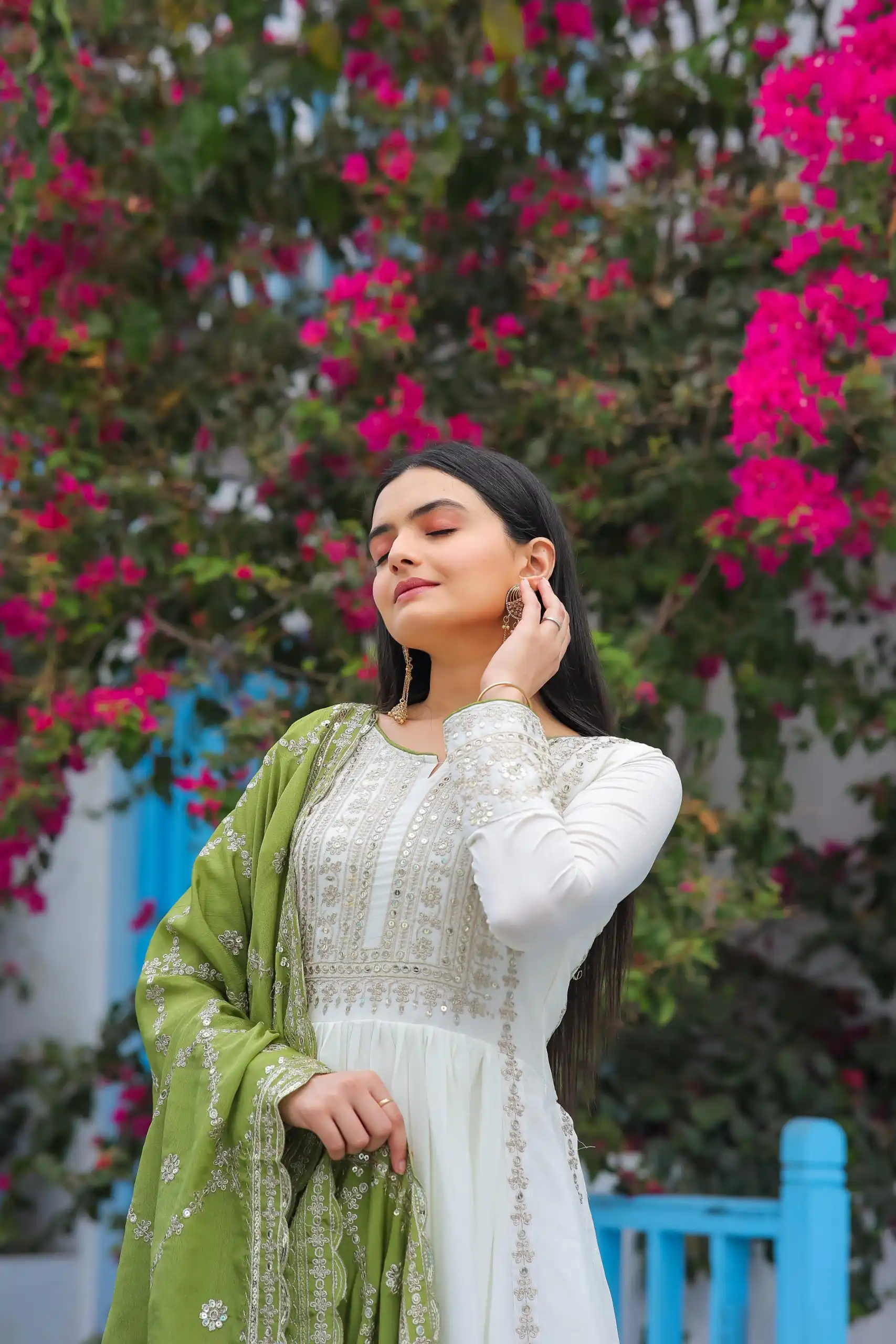 AD157 White & Olive Green Color Chinon Silk Embroidery Sequence Salwar Suit Wedding, Party, Festive, Events Expected Delivery 4-6 Working Days @ 2099/- | Casual Suits, Creative suits, Designer Suits, Palazzo Suits, Party Wear Suits, Patiala Suits, Salwar suit, Straight Suits