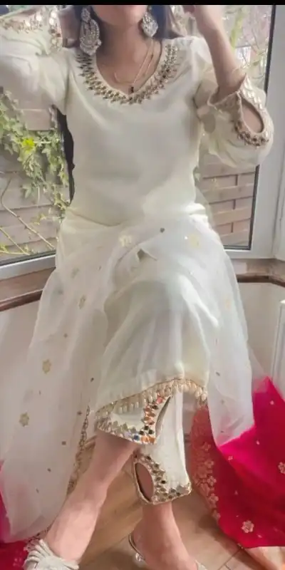 VLM 178 White Color Chinnon Silk Embroidery Work Salwar Suit Wedding, Party, Festive, Events Expected Delivery 4-6 Working Days @ 1899/- Only | Casual Suits, Creative suits, Designer Suits, Party Wear Suits, Salwar suit, Straight Suits