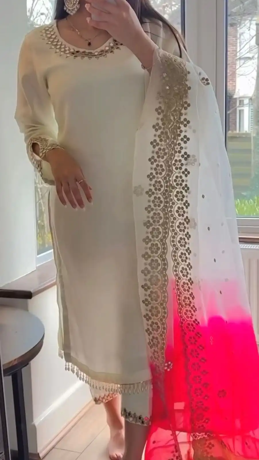 VLM 178 White Color Chinnon Silk Embroidery Work Salwar Suit Wedding, Party, Festive, Events Expected Delivery 4-6 Working Days @ 1899/- Only | Casual Suits, Creative suits, Designer Suits, Party Wear Suits, Salwar suit, Straight Suits