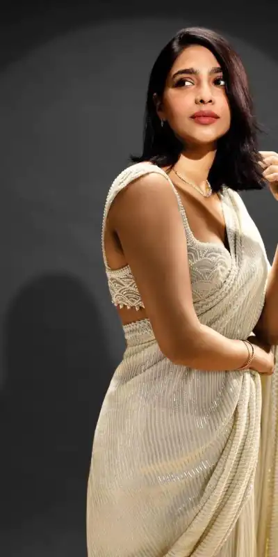 DF 3392 White Color Georgette Sequins Embroidery Work Saree Casual, Party Wear, Wedding, Events Etc Delivery Expected.4-6 Working Days 1799/- | Bollywood Sarees, Creative Sarees, Designer Sarees, Embroidered Sarees, Ethnic Saree, Modern Digital sarees, Party Wear Sarees, Sarees