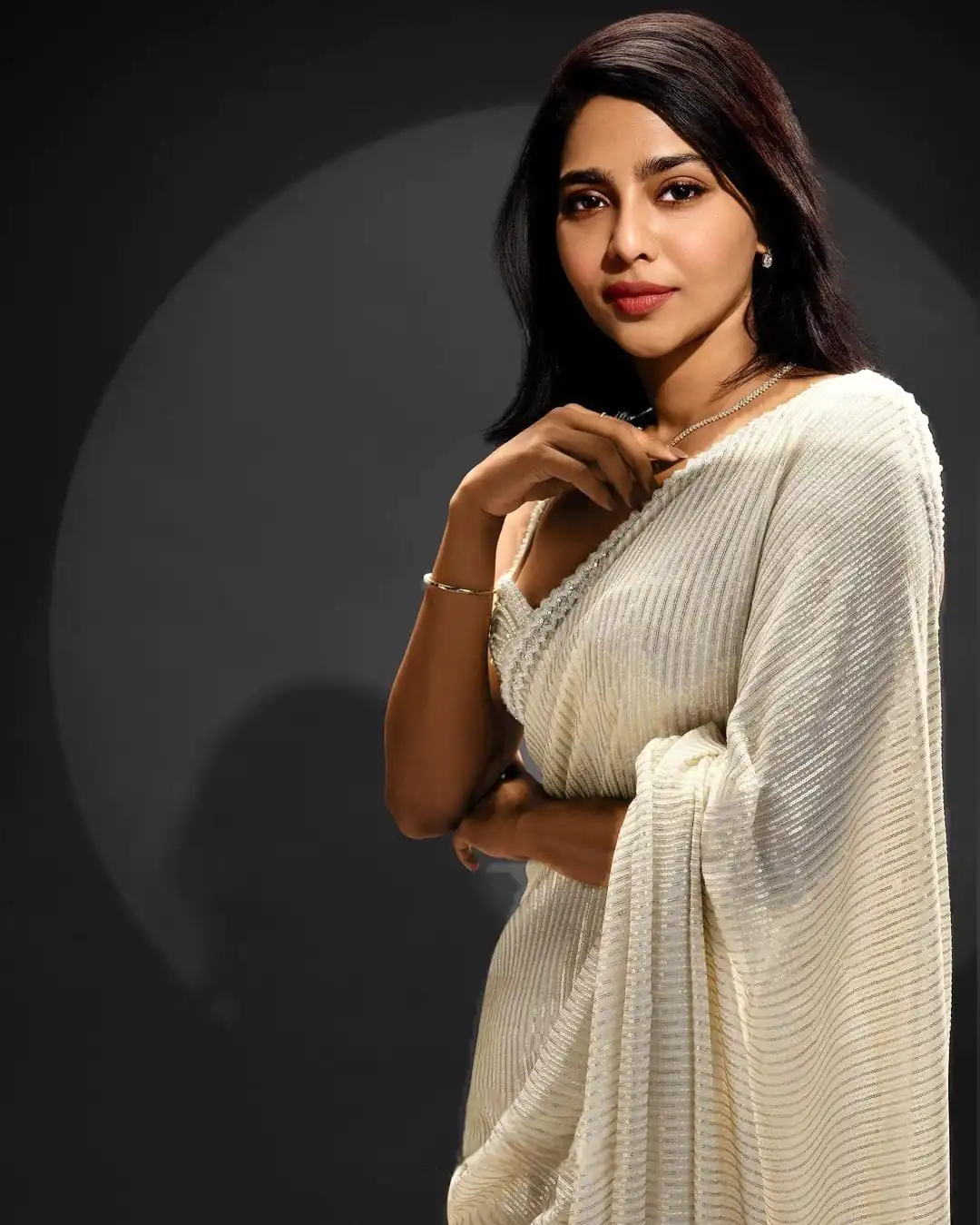 DF 3392 White Color Georgette Sequins Embroidery Work Saree Casual, Party Wear, Wedding, Events Etc Delivery Expected.4-6 Working Days 1799/- | Bollywood Sarees, Creative Sarees, Designer Sarees, Embroidered Sarees, Ethnic Saree, Modern Digital sarees, Party Wear Sarees, Sarees