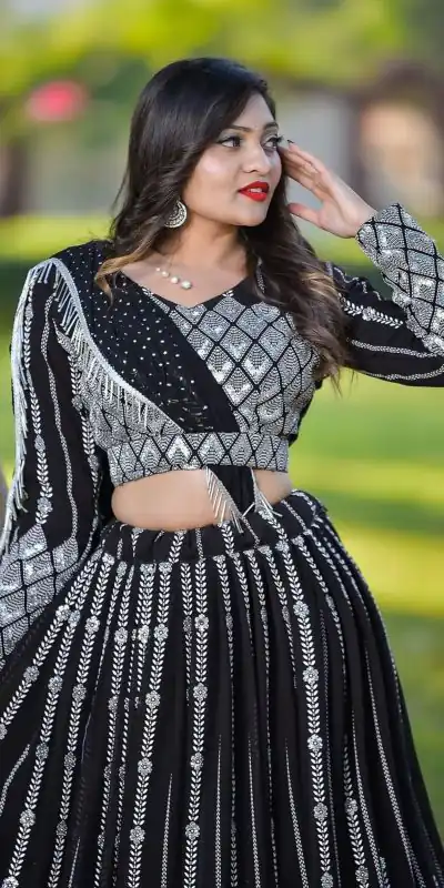 Ram 001 Black Color Georgette Sequence Thread Work With Zari Lehenga Choli Casual, Wedding, Festive, Events Expected Delivery 4-6 Working Days @2949/- | Bollywood Lehenga, Creative Lehenga, Designer Lehenga, Embroidered Lehenga, Lehenga, Party Wear Lehenga