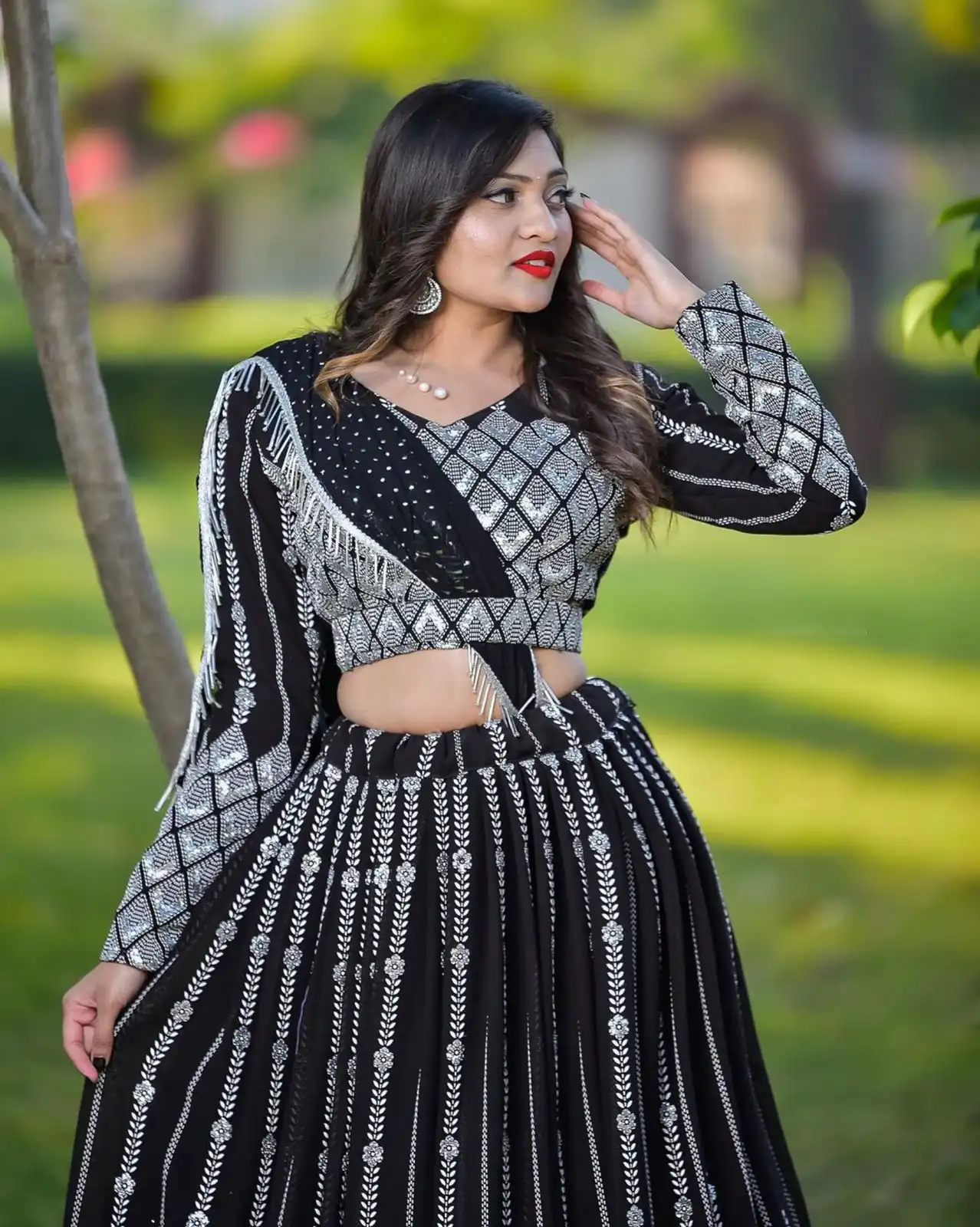 Ram 001 Black Color Georgette Sequence Thread Work With Zari Lehenga Choli Casual, Wedding, Festive, Events Expected Delivery 4-6 Working Days @2949/- | Bollywood Lehenga, Creative Lehenga, Designer Lehenga, Embroidered Lehenga, Lehenga, Party Wear Lehenga