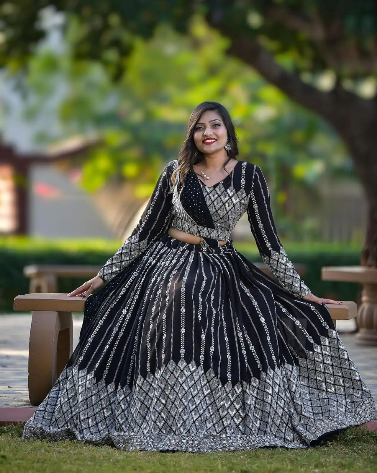 Ram 001 Black Color Georgette Sequence Thread Work With Zari Lehenga Choli Casual, Wedding, Festive, Events Expected Delivery 4-6 Working Days @2949/- | Bollywood Lehenga, Creative Lehenga, Designer Lehenga, Embroidered Lehenga, Lehenga, Party Wear Lehenga