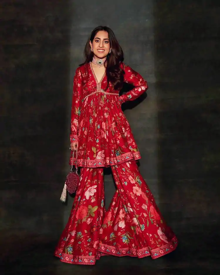 RTC 5456 Red Color American lachko Digital Print Work Salwar Suit Wedding, Party, Festive, Events Etc. Expected Delivery 4-6 Working Days @1749/- | Casual Suits, Creative suits, Designer Suits, Palazzo Suits, Party Wear Suits, Patiala Suits, Salwar suit, Straight Suits