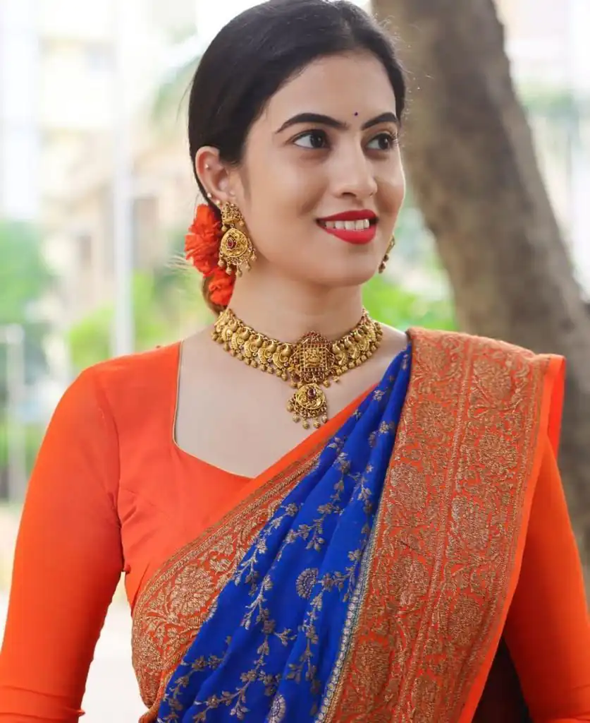 ES 8153 Blue Color Soft Lichi Silk Beautiful Design Work Saree Casual, Wedding, Party, Festive, Events Etc. Expected Delivery 4-6 Working Days @1499/- | Bollywood Sarees, Creative Sarees, Designer Sarees, Embroidered Sarees, Ethnic Saree, Modern Digital sarees, Party Wear Sarees, Sarees