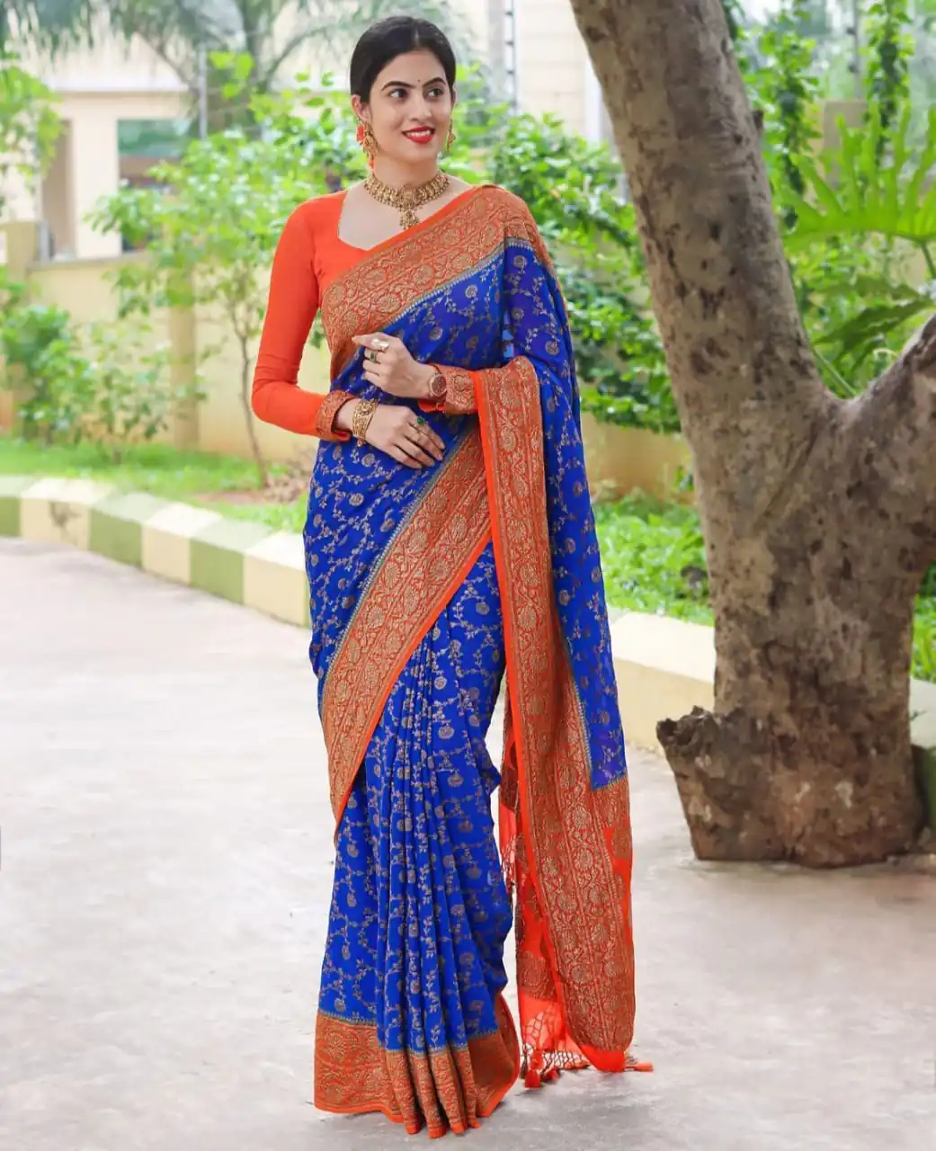 ES 8153 Blue Color Soft Lichi Silk Beautiful Design Work Saree Casual, Wedding, Party, Festive, Events Etc. Expected Delivery 4-6 Working Days @1499/- | Bollywood Sarees, Creative Sarees, Designer Sarees, Embroidered Sarees, Ethnic Saree, Modern Digital sarees, Party Wear Sarees, Sarees
