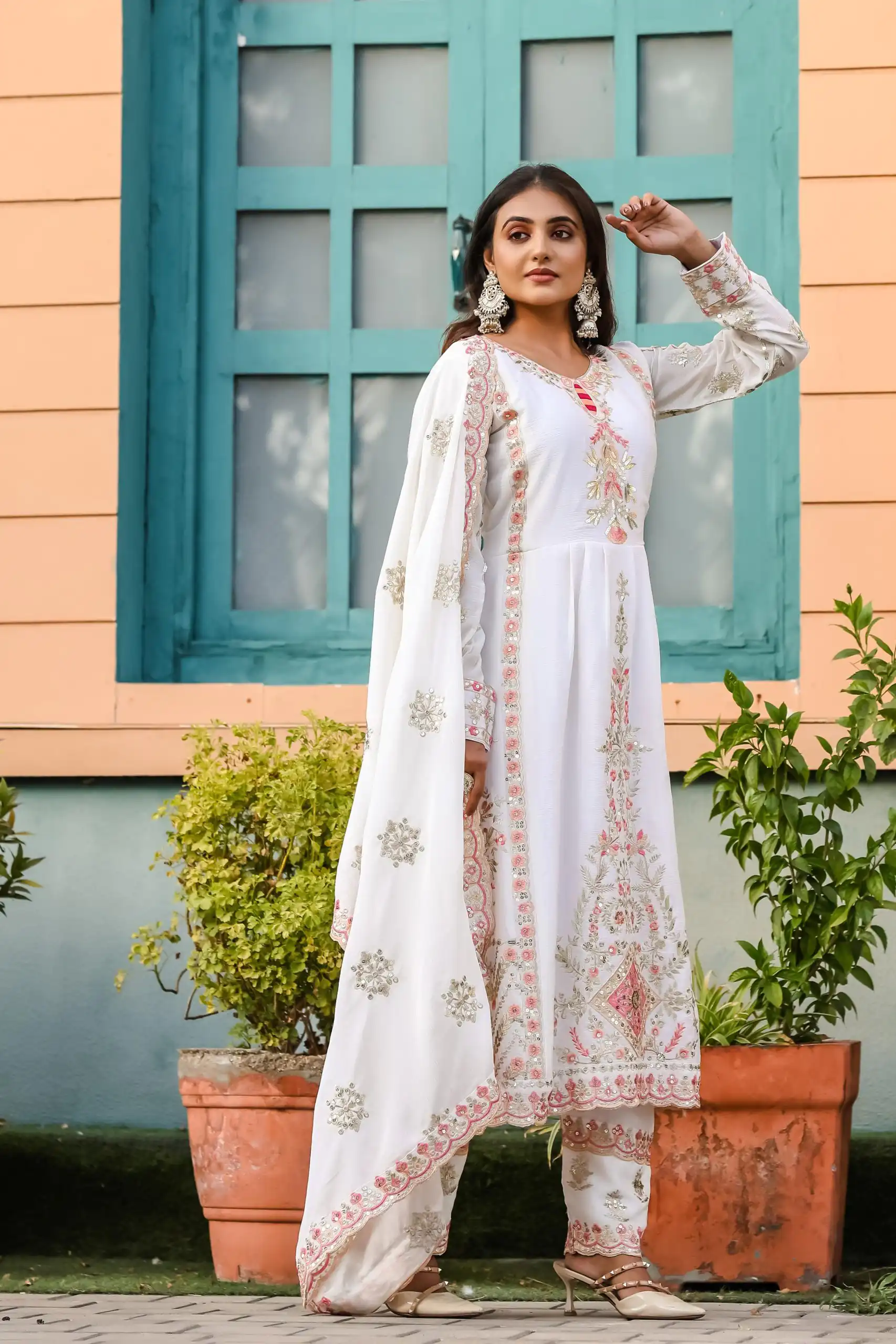SRK 5163 White Color Chinnon Silk Embroidery Salwar Suit Wedding, Party, Festive, Events Expected Delivery 4-6 Working Days @ 2299/- | Casual Suits, Creative suits, Designer Suits, Palazzo Suits, Party Wear Suits, Patiala Suits, Salwar suit, Straight Suits