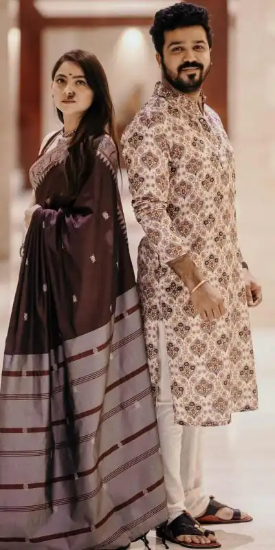 SC Plathian silk Coffee Color Soft Lichi Silk Silver Zari Design Saree , Party Wear, Events, Festivals Expected Delivery 4-6 Working Days 1499/- | Bollywood Sarees, Creative Sarees, Designer Sarees, Embroidered Sarees, Ethnic Saree, Modern Digital sarees, Party Wear Sarees, Sarees