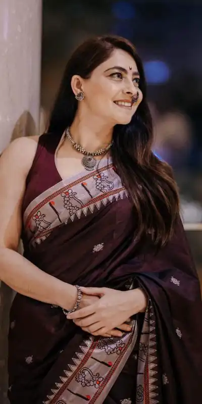 SC Plathian silk Coffee Color Soft Lichi Silk Silver Zari Design Saree , Party Wear, Events, Festivals Expected Delivery 4-6 Working Days 1499/- | Bollywood Sarees, Creative Sarees, Designer Sarees, Embroidered Sarees, Ethnic Saree, Modern Digital sarees, Party Wear Sarees, Sarees