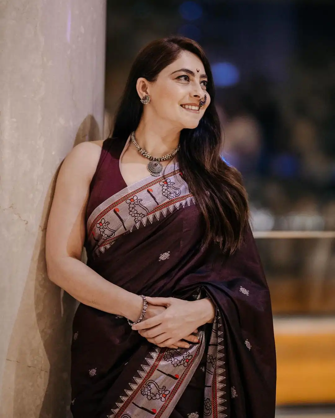 SC Plathian silk Coffee Color Soft Lichi Silk Silver Zari Design Saree , Party Wear, Events, Festivals Expected Delivery 4-6 Working Days 1499/- | Bollywood Sarees, Creative Sarees, Designer Sarees, Embroidered Sarees, Ethnic Saree, Modern Digital sarees, Party Wear Sarees, Sarees