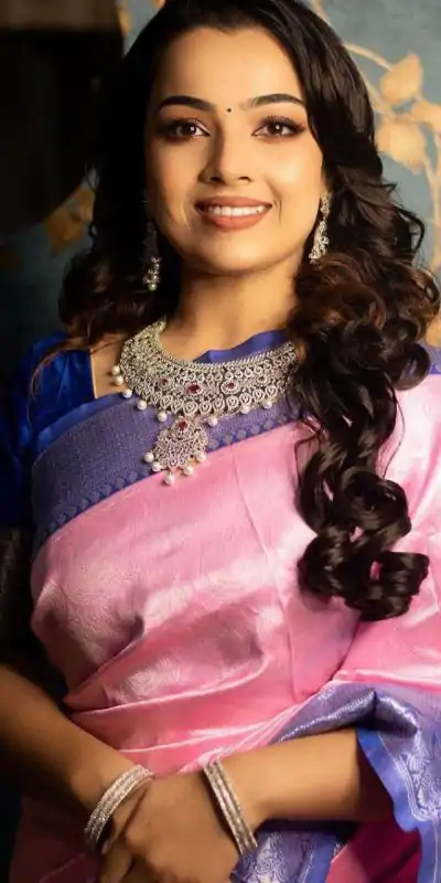 ES 8150 Light Pink Color Soft Lichi Silk Beautiful Design Work Saree Casual, Wedding, Party, Festive, Events Etc. Expected Delivery 4-6 Working Days @1499/- | Bollywood Sarees, Creative Sarees, Designer Sarees, Embroidered Sarees, Ethnic Saree, Modern Digital sarees, Party Wear Sarees, Sarees