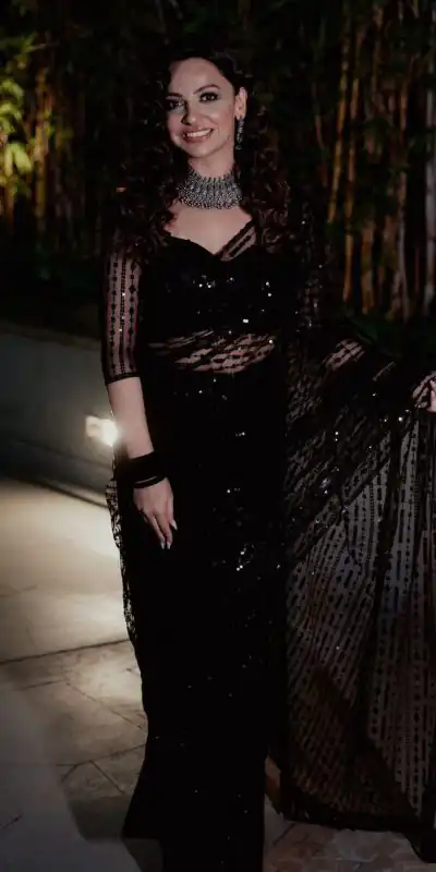 DF 3332 Black Color Mono Net Sequins Embroidery Work Saree Casual, Party Wear, Wedding, Events Etc Delivery Expected.4-6 Working Days 1699/- | Bollywood Sarees, Creative Sarees, Designer Sarees, Embroidered Sarees, Ethnic Saree, Modern Digital sarees, Party Wear Sarees, Sarees