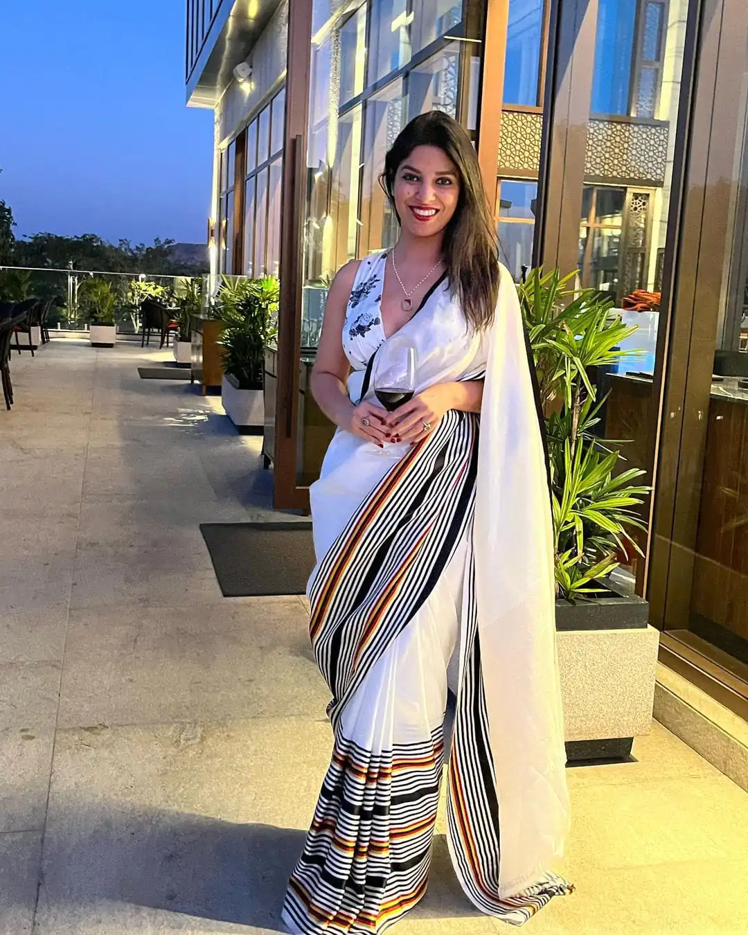 JM CLASS White Color Satin Silk Blouse Digital Print Saree, Party Wear, Events, Festivals Expected Delivery 4-6 Working Days 1549/- | Bollywood Sarees, Creative Sarees, Designer Sarees, Embroidered Sarees, Ethnic Saree, Modern Digital sarees, Party Wear Sarees, Sarees