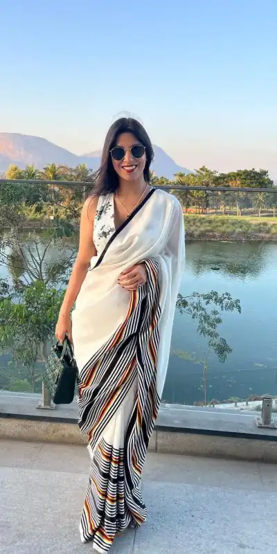 JM CLASS White Color Satin Silk Blouse Digital Print Saree, Party Wear, Events, Festivals Expected Delivery 4-6 Working Days 1549/- | Bollywood Sarees, Creative Sarees, Designer Sarees, Embroidered Sarees, Ethnic Saree, Modern Digital sarees, Party Wear Sarees, Sarees