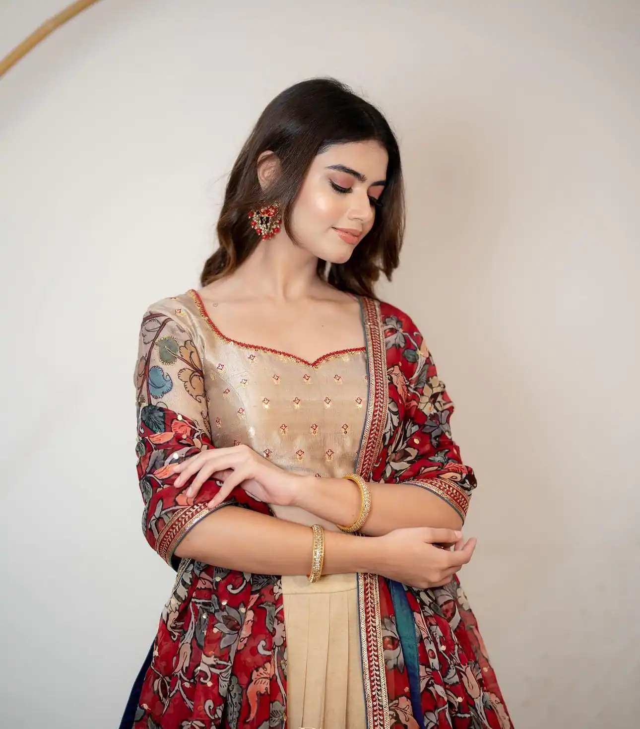 PC 364 Grey Color Chinon Kalamkari Printed Work Lehenga Choli Casual, Party Wear, Events, Festivals Wear Expected Delivery 4-6 Working Days @2099/- | Bollywood Lehenga, Creative Lehenga, Designer Lehenga, Embroidered Lehenga, Lehenga, Party Wear Lehenga