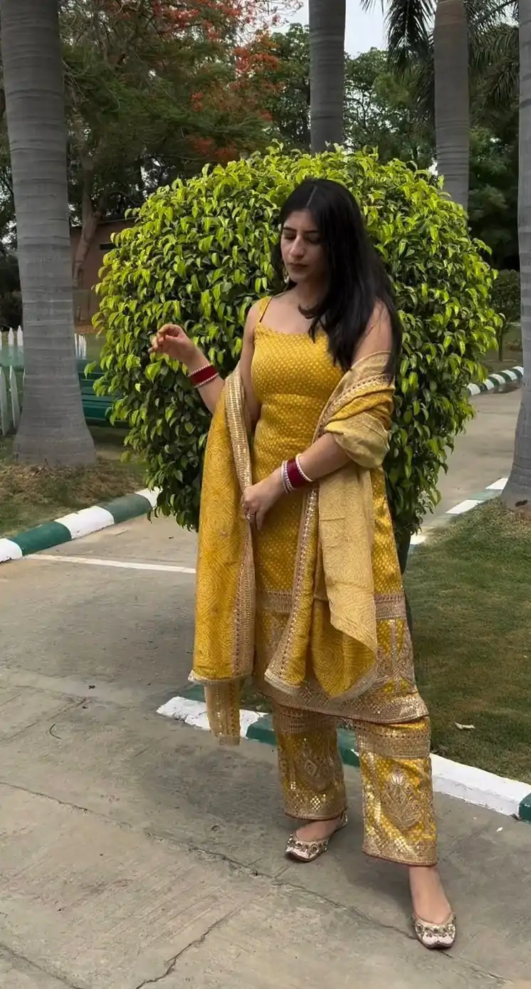 VLM 191 Yellow color Georgette Embroidery Digital Print Salwar Suit Casual, Wedding, Party, Festive, Events . Expected Delivery  4-6 Working Days @1999/- | Jump Suits, Casual Suits, Creative suits, Designer Suits, Palazzo Suits, Party Wear Suits, Patiala Suits, Salwar suit, Straight Suits