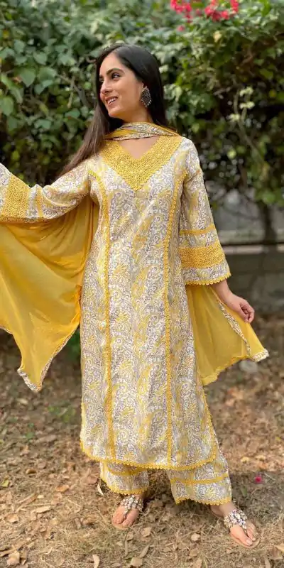 AD 158 Yellow  Color Maslin Digital Printed Diamond Salwar Suit Wedding, Party, Festive, Events Expected Delivery 4-6 Working Days @ 1899/- | Casual Suits, Creative suits, Designer Suits, Palazzo Suits, Party Wear Suits, Patiala Suits, Salwar suit, Straight Suits