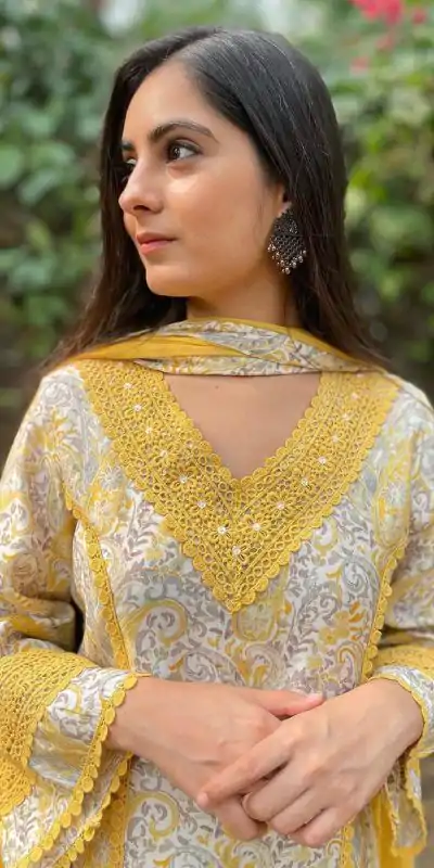 AD 158 Yellow  Color Maslin Digital Printed Diamond Salwar Suit Wedding, Party, Festive, Events Expected Delivery 4-6 Working Days @ 1899/- | Casual Suits, Creative suits, Designer Suits, Palazzo Suits, Party Wear Suits, Patiala Suits, Salwar suit, Straight Suits