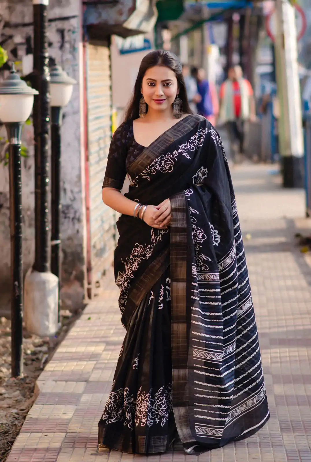 NT 493 Black Color Plain Linen Digital Printed All Over Saree Events Casual Wedding Festive . Expected Delivery  4-6 Working Days @1449/- | Bollywood Sarees, Creative Sarees, Designer Sarees, Embroidered Sarees, Ethnic Saree, Modern Digital sarees, Party Wear Sarees, Sarees