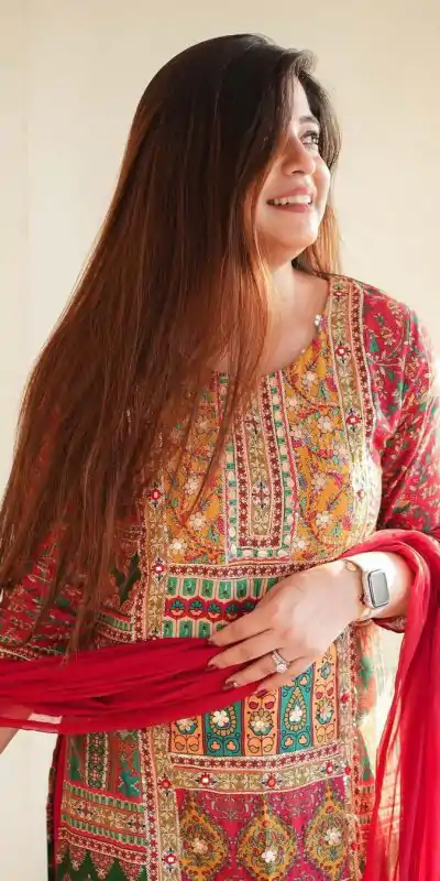 LG 1852 Pink color Maslin Printed Real Mirror Work Salwar Suit Casual, Wedding, Party, Festive, Events . Expected Delivery 4-6 Working Days @1949/- | Casual Suits, Creative suits, Designer Suits, Palazzo Suits, Party Wear Suits, Patiala Suits, Salwar suit, Straight Suits