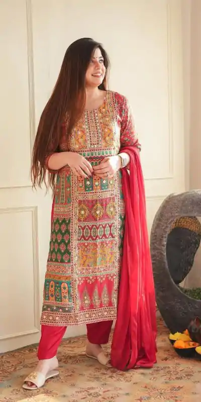LG 1852 Pink color Maslin Printed Real Mirror Work Salwar Suit Casual, Wedding, Party, Festive, Events . Expected Delivery 4-6 Working Days @1949/- | Casual Suits, Creative suits, Designer Suits, Palazzo Suits, Party Wear Suits, Patiala Suits, Salwar suit, Straight Suits