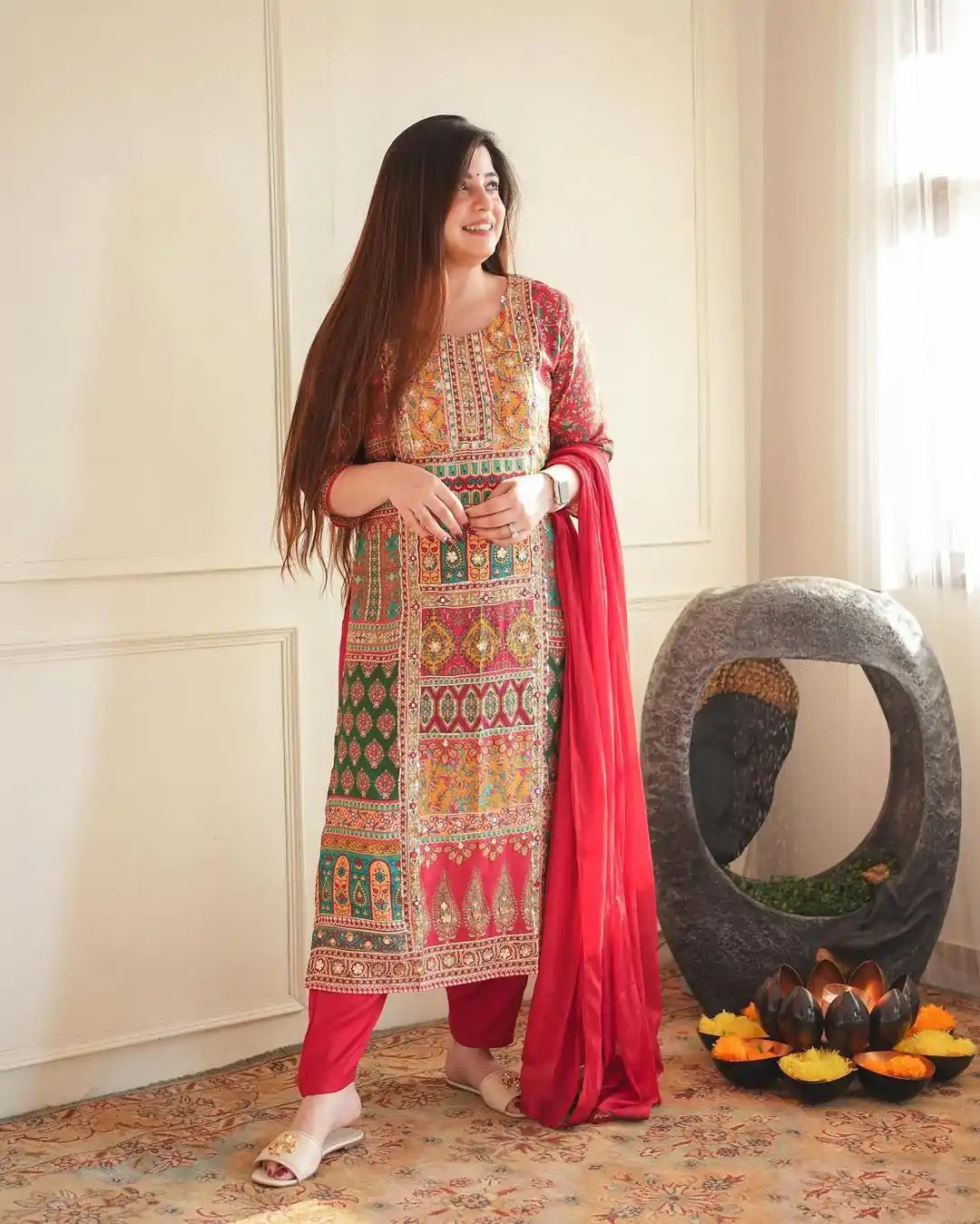 LG 1852 Pink color Maslin Printed Real Mirror Work Salwar Suit Casual, Wedding, Party, Festive, Events . Expected Delivery 4-6 Working Days @1949/- | Casual Suits, Creative suits, Designer Suits, Palazzo Suits, Party Wear Suits, Patiala Suits, Salwar suit, Straight Suits