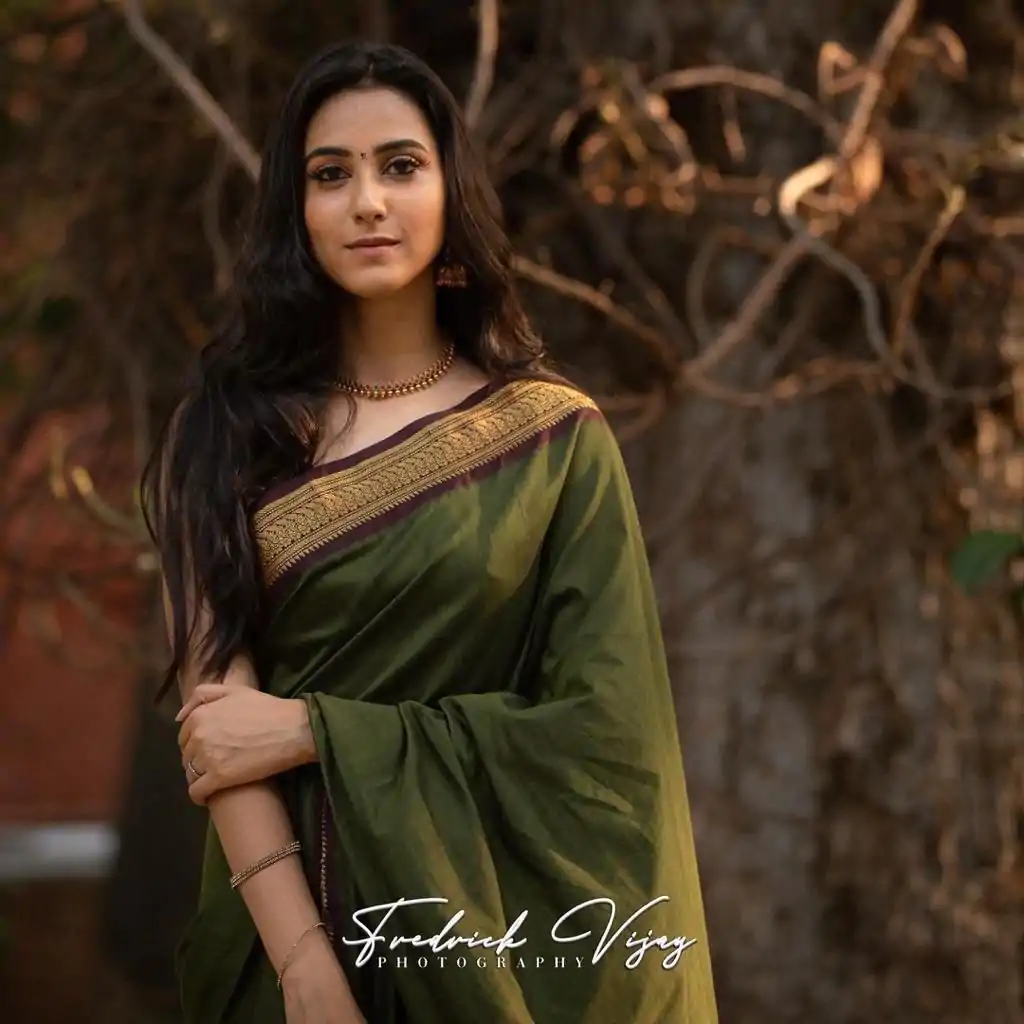 KP 5004 Green Color Soft Lichi Silk Jacquard On All Over Saree Casual, Party Wear, Wedding, Events Etc. Expected Delivery 4-6 Working Days @1449/- | Bollywood Sarees, Creative Sarees, Designer Sarees, Embroidered Sarees, Ethnic Saree, Modern Digital sarees, Party Wear Sarees, Sarees