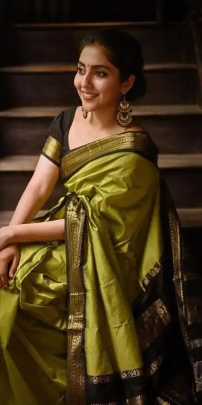 KP 5004 Mehndi Green Color Soft Lichi Silk Jacquard On All Over Saree Casual, Party Wear, Wedding, Events Etc. Expected Delivery 4-6 Working Days @1449/- | Bollywood Sarees, Creative Sarees, Designer Sarees, Embroidered Sarees, Ethnic Saree, Modern Digital sarees, Party Wear Sarees, Sarees