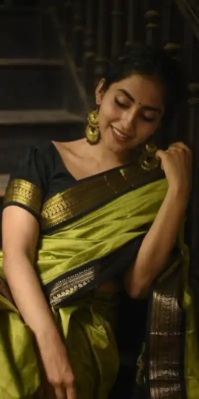 KP 5004 Mehndi Green Color Soft Lichi Silk Jacquard On All Over Saree Casual, Party Wear, Wedding, Events Etc. Expected Delivery 4-6 Working Days @1449/- | Bollywood Sarees, Creative Sarees, Designer Sarees, Embroidered Sarees, Ethnic Saree, Modern Digital sarees, Party Wear Sarees, Sarees