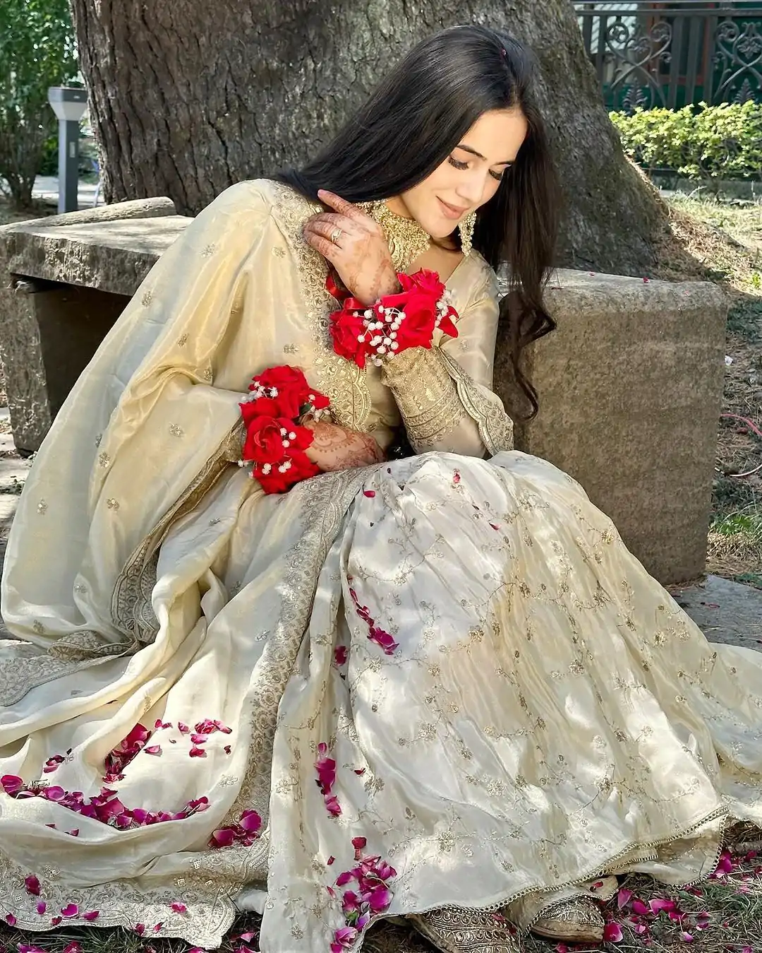 SRK 5172 Grey Color Pure Chinnon Silk Embroidery Sequence Salwar Suit Wedding, Party, Festive, Events Expected Delivery 4-6 Working Days @ 2049/- | Jump Suits, Casual Suits, Creative suits, Designer Suits, Palazzo Suits, Party Wear Suits, Patiala Suits, Salwar suit, Straight Suits